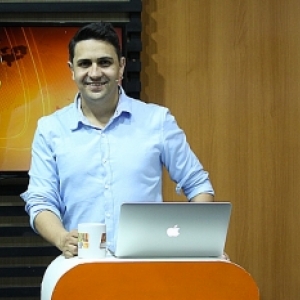 Golpistas aplicam roubos se passando por Celesc, Jornal Vip desta terça, 14 de abril