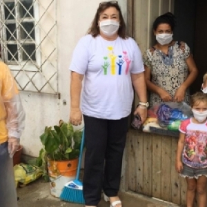 Famílias do Vale são beneficiadas com doações de alimentos 