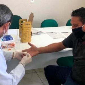 Trinta testes rápidos são realizados para avaliar mais casos de Covid-19