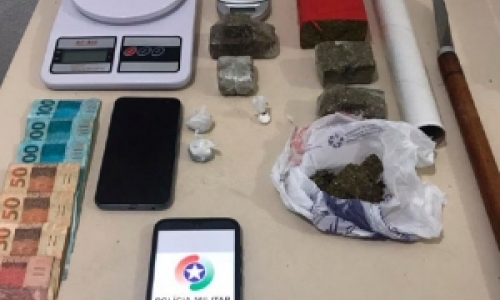 Irmãos são presos por tráfico de drogas em avenida movimentada