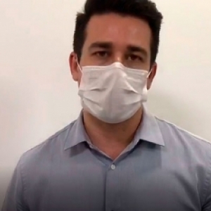 Curado de Covid-19, prefeito retorna presencialmente as atividades