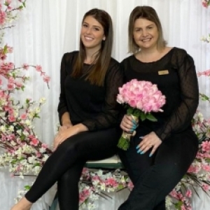 Loja abre as portas com live apresentando coleção verão com descontos