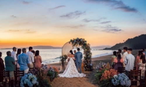 Incrível casamento ao nascer do sol é registrado por fotógrafo de Tijucas
