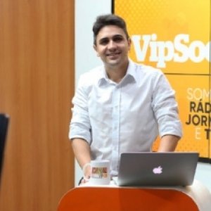 Dê uma pausa no meio da semana e confira o Jornal Vip, quarta, 13 de janeiro