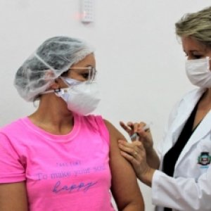 Vale do Rio Tijucas inicia vacinação contra novo coronavírus