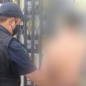 Homem é detido por furtar bicicleta em estacionamento de mercado