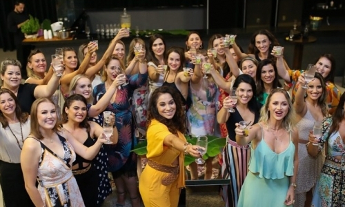 Decreto faz jantar do dia internacional da mulher ser adiado