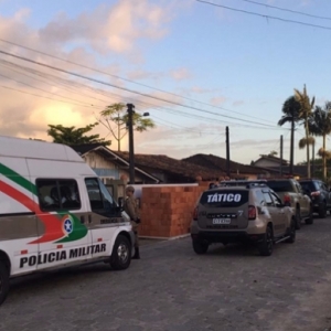 Homem suspeito de abusar sexualmente de enteada é preso em Tijucas