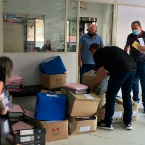 Polícia Civil apreende computadores e documentos em prefeitura