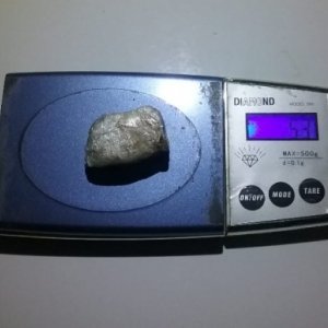 Cocaína é encontrada em carteira de homem em posto de combustível 
