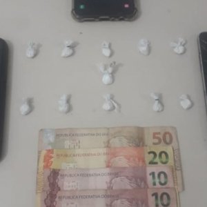 Traficante é preso após usuário mostrar foto e conversa para a polícia