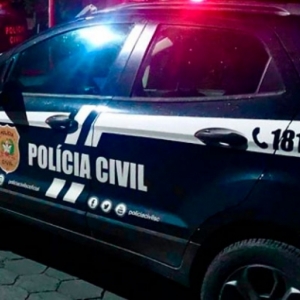 PLANTÃO: Adolescente é flagrado estuprando criança 