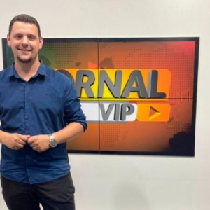 Os destaques do dia são informados no Jornal Vip; quarta, 28 de abril