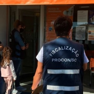 Agências bancárias de Tijucas passam por fiscalização em atendimentos