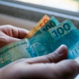 Governo do Estado poderá pagar auxílio emergencial aos mais afetados pela pandemia