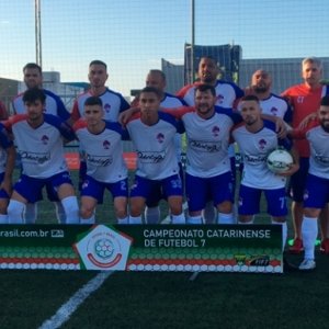Time de Tijucas luta, mas perde para Chapecoense e é vice-campeão estadual