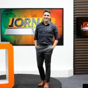 Todos os dias no seu almoço é hora de ficar informado com o Jornal Vip; quinta, 13 de maio