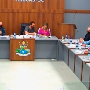 Vereador confunde termo em sessão e discurso vira meme nas redes sociais  