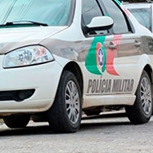 Tentativa de homicídio é realizada durante a manhã em frente a Igreja Matriz