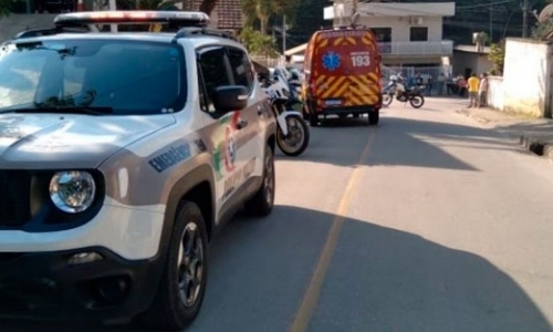 Adolescente que atirou na cabeça do próprio pai teria provado o sangue da vítima