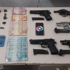 Festa com mais de 400 participantes termina em grande apreensão de drogas