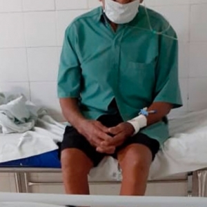 Idoso de 88 anos tem que ficar em hospital após ter alta e ser abandonado