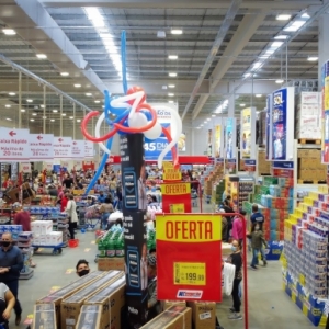 Medalhistas na modalidade preço baixo, SuperKoch e Komprão preparam super ofertas 