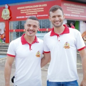 Você viu? Canelinha ganha unidade do Açougue do Frango; saiba onde