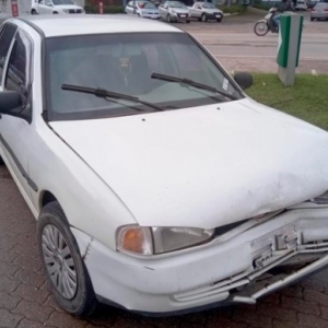 Motorista tenta cruzar rodovia e provoca acidente entre carros na SC-410