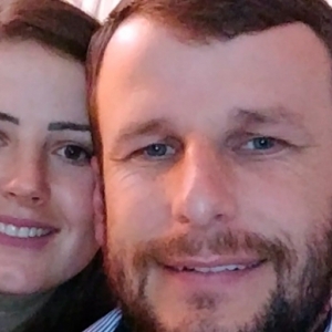 Motociclista morre após ser atingido por eucalipto em área rural