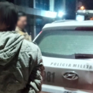 EM TIJUCAS: Homem tenta invadir residência para furtar e acaba preso