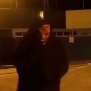 Autor de vídeo assustador em frente de escola é identificado; alunos são ameaçados  