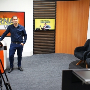 Em horário alternativo e com muita informação; Jornal Vip, segunda, 29 de novembro