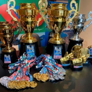 ESPORTE: finais de futsal masculino e feminino agitam a noite de quarta-feira