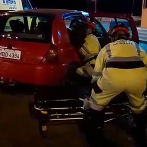 VÍDEO: jovem gestante, de 16 anos, entra em trabalho de parto na pista da BR-101