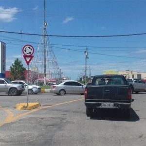 Decreto proíbe tráfego de carretas e caminhões em vias públicas por 16 dias