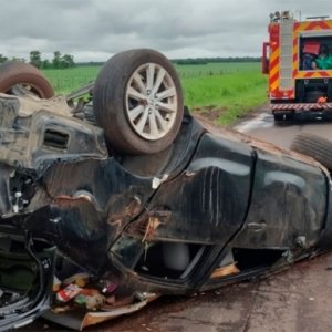 Grávida de quatro meses perde a vida após grave capotamento em rodovia