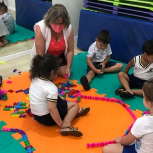 Crianças que estão de férias podem contar com as creches de verão