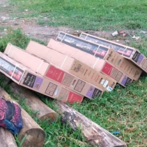 Diversas televisões são levadas de supermercado durante a madrugada