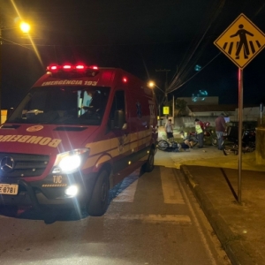 Entregador de lanches fica ferido após colisão com carro