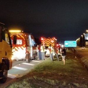 Motorista sofre possível mal súbito e provoca acidente na BR-101