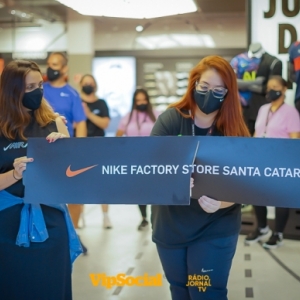 Nike inaugura primeira unidade em Santa Catarina; loja fica no iFashion Outlet