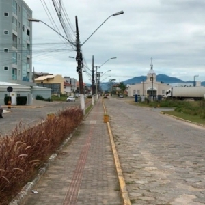 Com verba do Governo do Estado, Tijucas terá importante avenida asfaltada