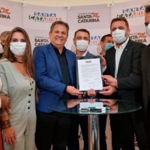 Com recurso estadual, município asfaltará mais de cinco quilômetros de vias públicas