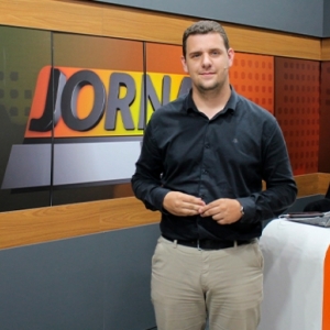 A informação na hora do seu almoço; Jornal Vip traz entrevistas e as principais notícias