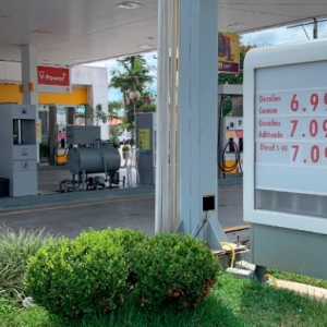 Postos de Tijucas já operam com preço próximo dos R$ 7,00 e sem longas filas