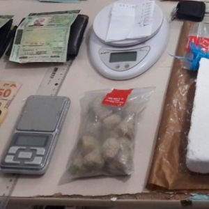 Traficantes responsáveis por grande movimentação de drogas são detidos 