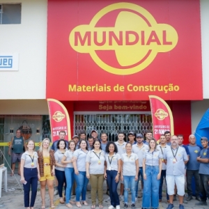 Mundial Materiais de Construção completa 21 anos com coquetel para clientes
