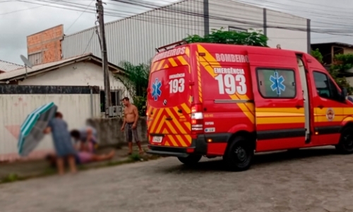 Acidente de trânsito deixa motociclista ferido e mobiliza bombeiros 