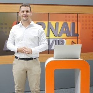 Fique informado no horário do seu almoço; Jornal Vip, terça, 12 de abril
